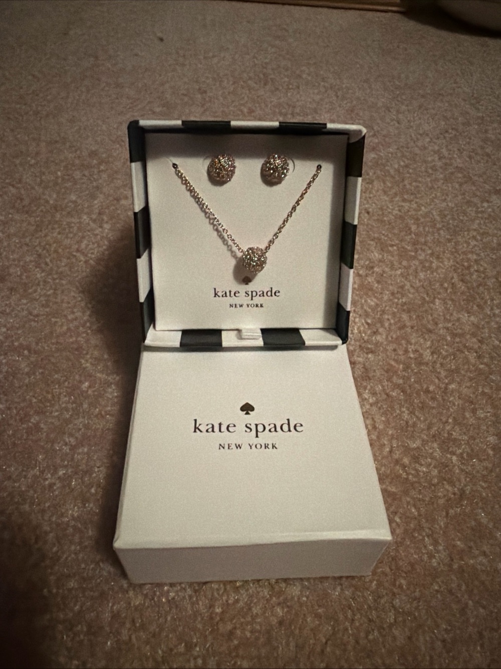 NIB Kate Spade Yours Truly Pave Studs & Mini Pendant Boxed Set
